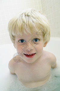 考古的男孩洗澡男孩的肖像背景