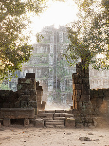普拉汀科尔柬埔寨北部的普拉萨特-托马特-科尔神庙背景