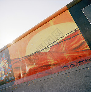 柏林墙遗迹的艺术作品，柏林，德国高清图片