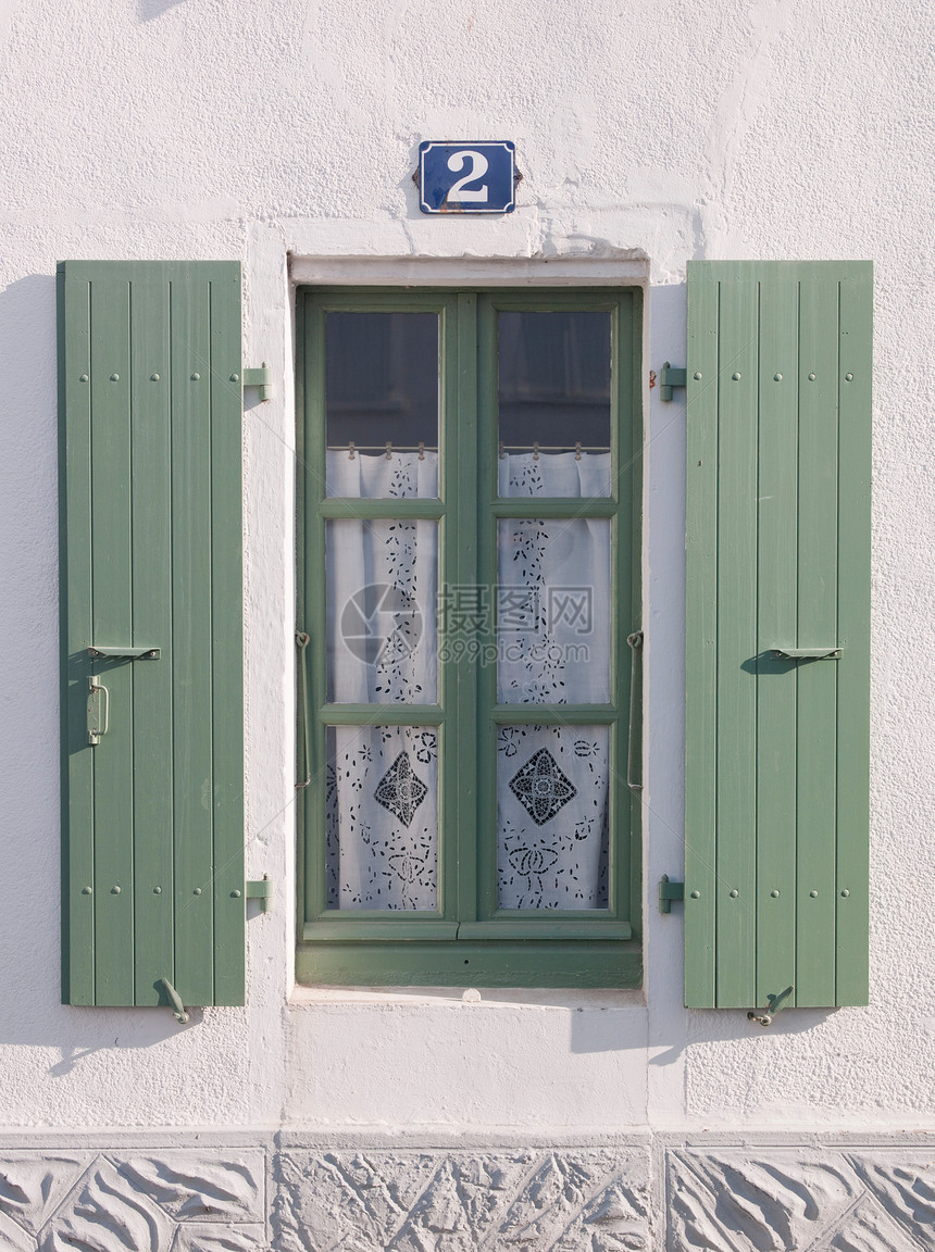 法国伊尔德雷莱斯门的窗户图片