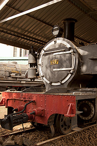 罗毕铁路博物馆里的火车头图片