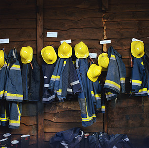 消防员头盔消防员的衣服背景