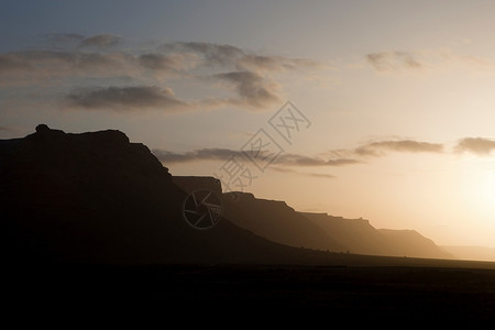 也门索科特拉努加德悬崖图片