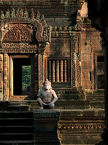 柬埔寨暹粒省吴哥窟的印度教菩提寺背景图片