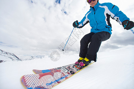 女性滑雪图片