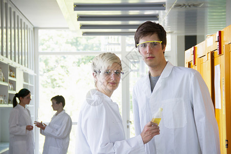 实验室化学系学生形象图片