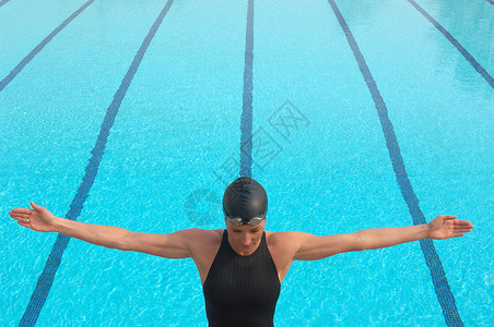 女游泳运动员图片