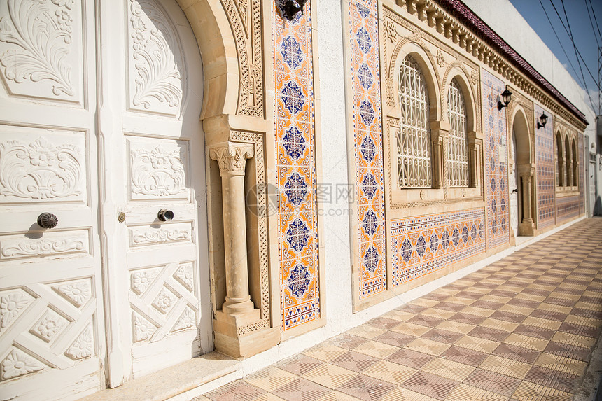 突尼斯El Jem传统建筑外墙瓷砖图片