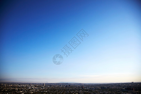 美国加利福尼亚州洛杉矶市的城市风光和蓝天图片