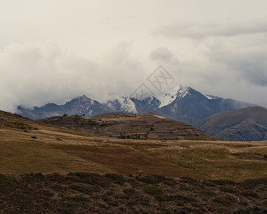 秘鲁圣谷马拉斯山景背景图片