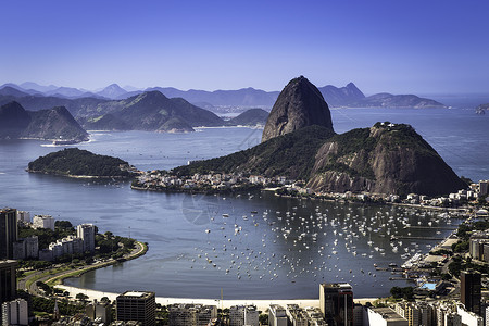 巴西里约热内卢Sugarloaf山和Guanabara湾的俯视图背景图片