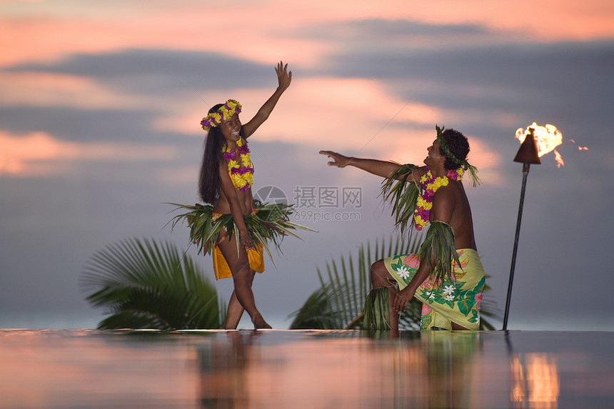 塔希提岛的塔米尔舞者图片