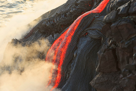 美国夏威夷大岛卡拉帕纳基拉韦亚熔岩流高清图片
