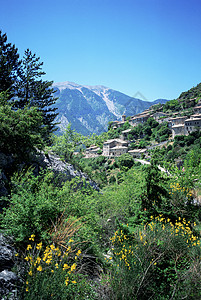 布兰提斯山和佛陀山，卢伯伦山脉北部背景图片