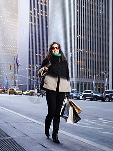 纽约街的女人图片