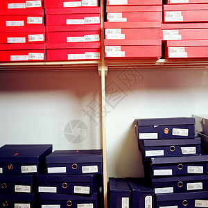 堆叠式鞋盒图片