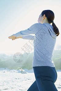 锻炼运动的女孩背景图片