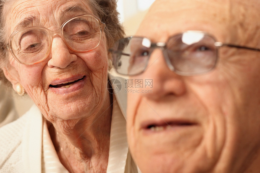 祖父母微笑图片