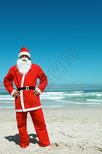 海滩上的圣诞老人图片