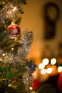 圣诞树喜庆的圣诞灯高清图片