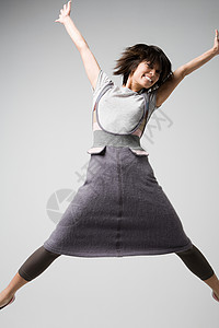 日本女子跳跃图片