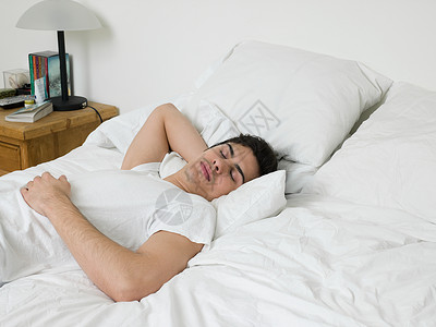 光棍节宣传语睡在床上的男人背景