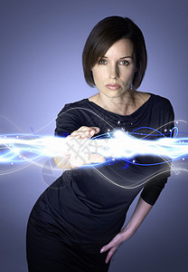 女性触摸科技光线背景图片
