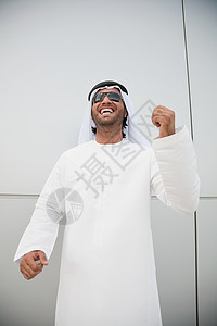 中东人挥拳阿拉伯文化伊格尔高清图片