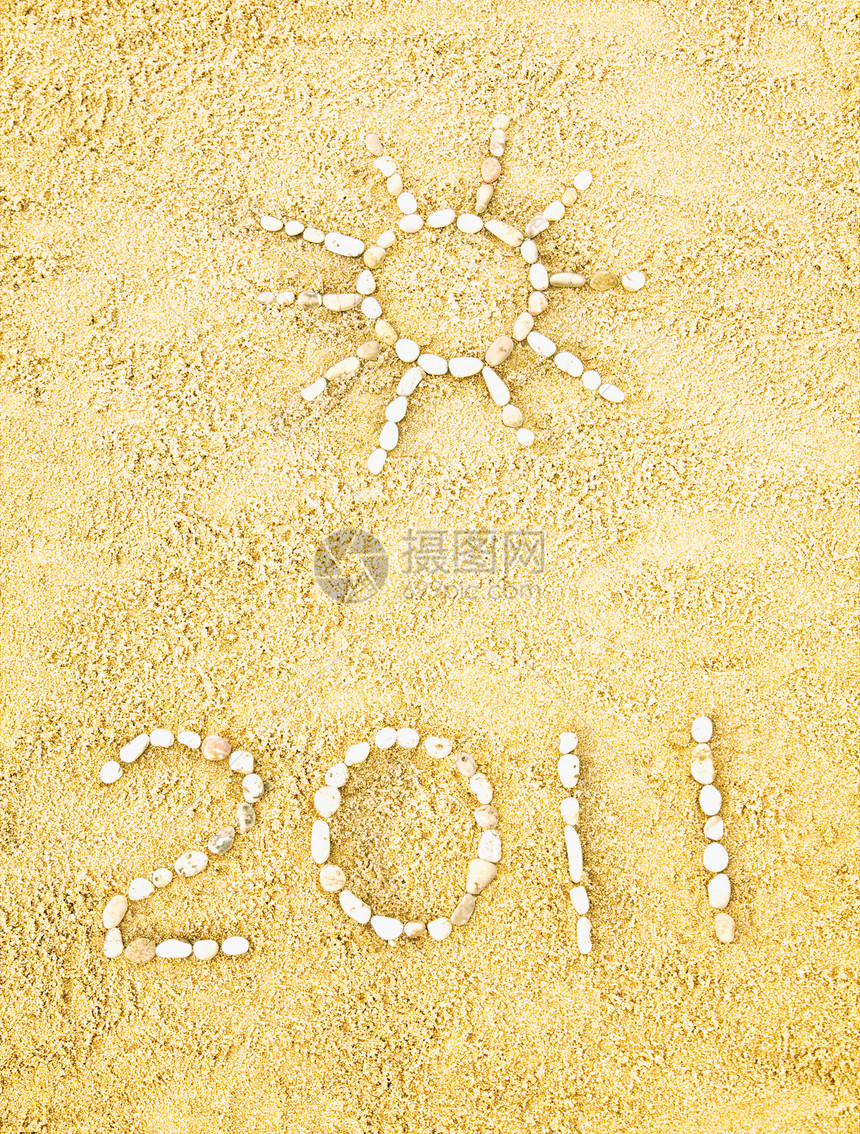 沙子里的日期和太阳图片