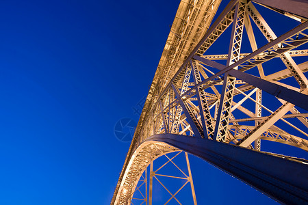 多姆路易斯桥高清图片