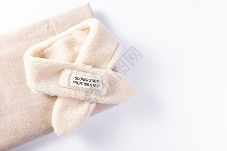 冬季新品标签冬季保暖围巾背景