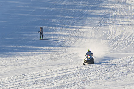 滑雪旅游装订雪村印象背景