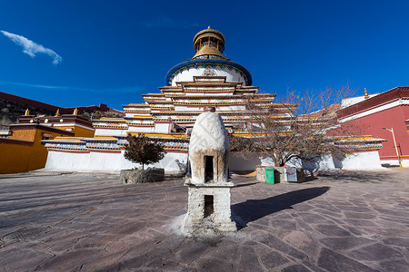 西藏自治区日喀则市白居寺高清图片