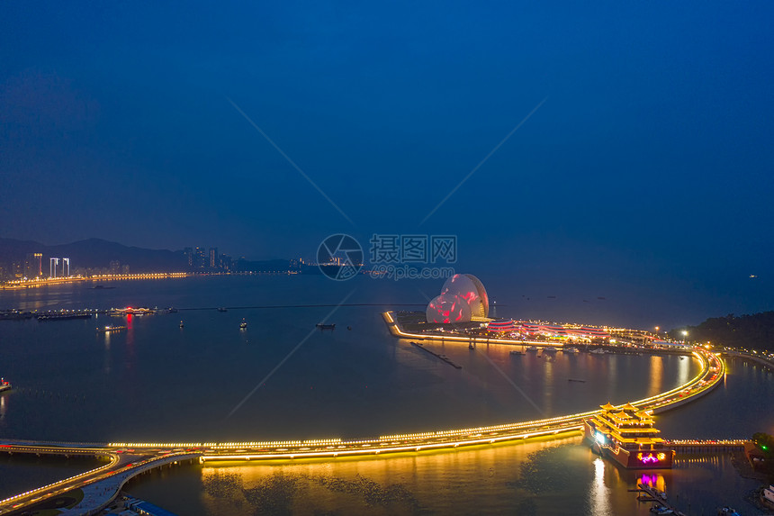 珠海地标大剧院夜景图片