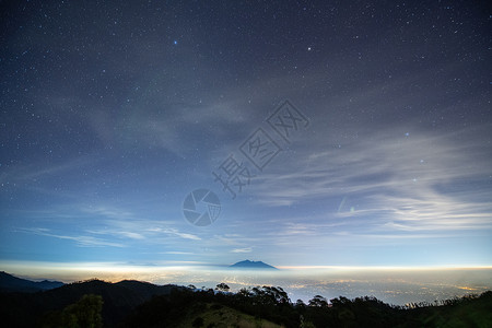 印尼布罗莫火山星空图片