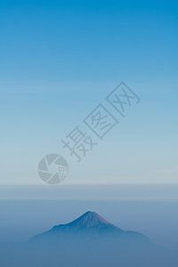 海边山头印尼火山壁纸背景