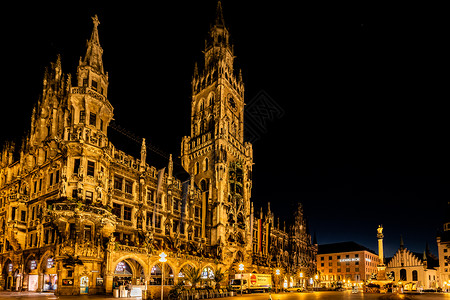 大城市夜景德国慕尼黑大教堂夜景背景