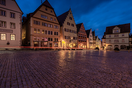 德国著名古堡之路罗腾堡城市夜景高清图片