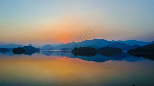 贵阳白云贵州省贵阳花果园夕阳背景