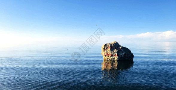 青海湖措日郎嘎旅游背景图片