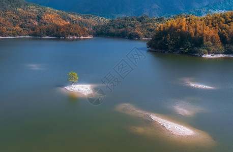 东方红3黄山市黟县宏村镇宏村奇墅湖之秋背景