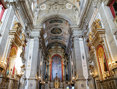 波尔图圣弗朗西斯科教堂内景高清图片