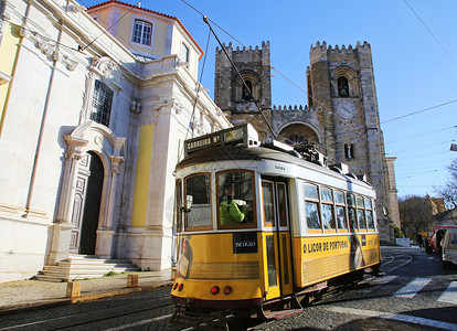 阿尔法玛里斯本老城区电车背景