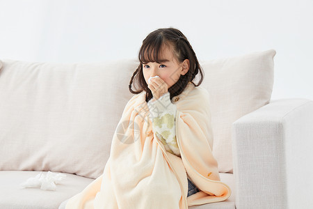 小女孩感冒身体不适滴鼻涕高清图片