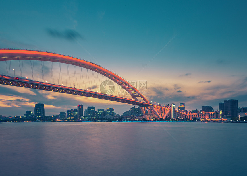 上海卢浦大桥夕阳夜景图片