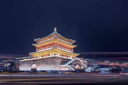 冷车西安鼓楼夜景灯光车轨线背景