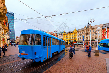 欧洲克罗地亚萨格勒布市电车高清图片