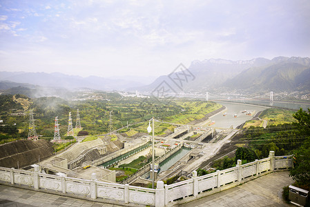 长江三峡水电站三峡双线五级船闸背景