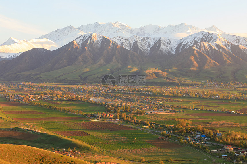 吉尔吉斯斯坦自然风光图片