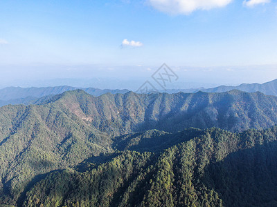 风景植物图航拍湖南连绵起伏大山武陵山背景